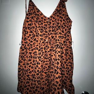 Leopard romper